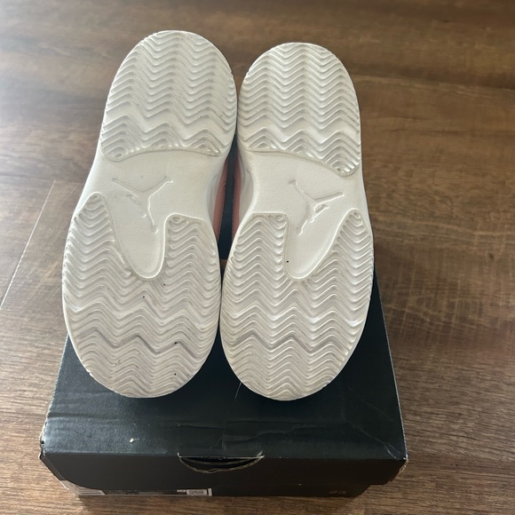 Kids Jordan Max Aura 3 - Picture 7 of 9